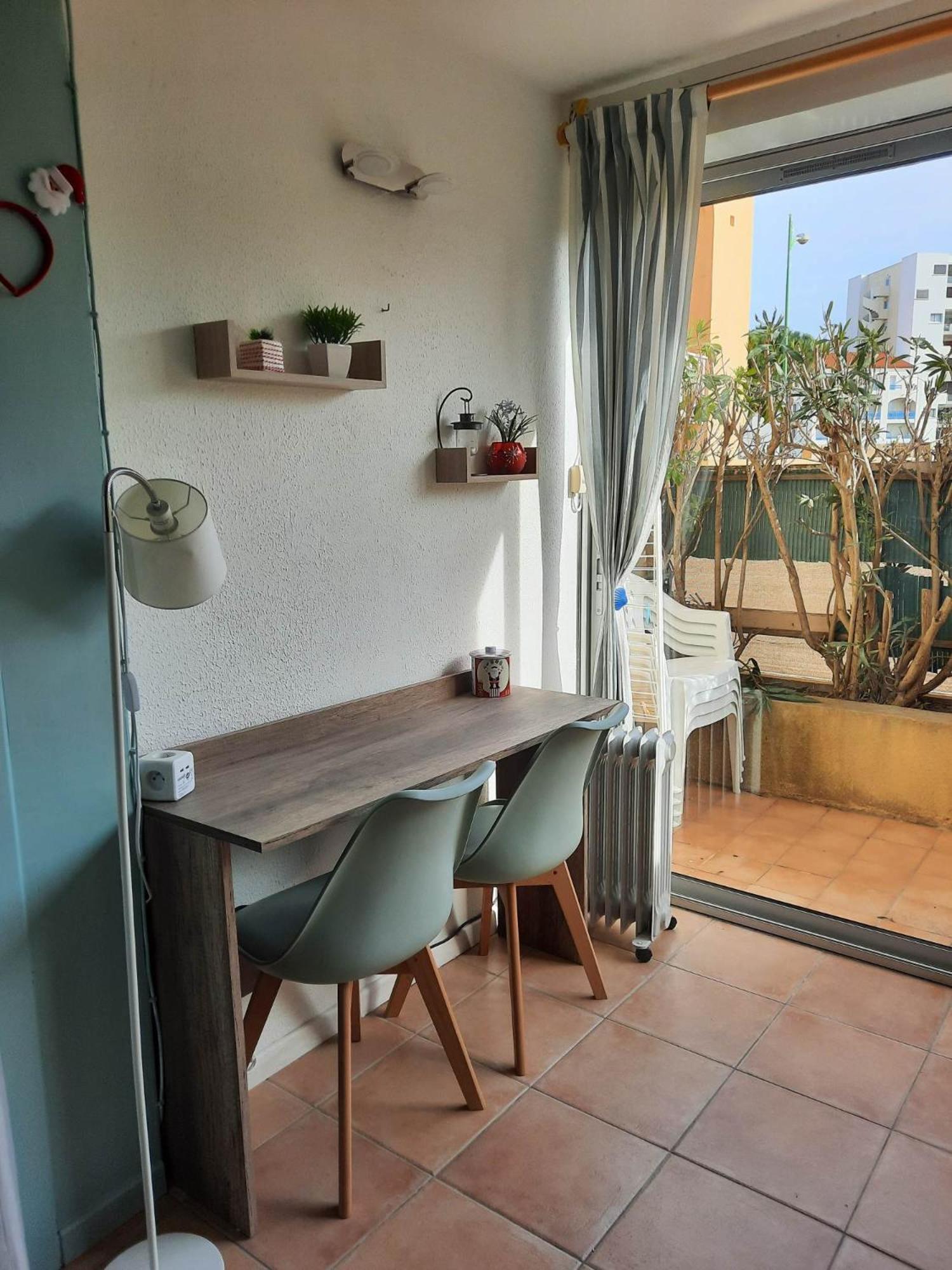 Appartement En Residence Avec Piscine Proche Mer Le Barcares Luaran gambar